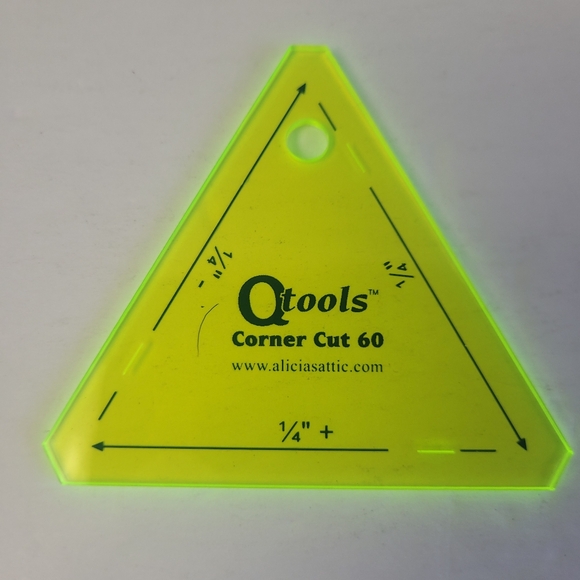 Quilting Template Q- TOOLS CORNER CUT 60 - Picture 1 of 3